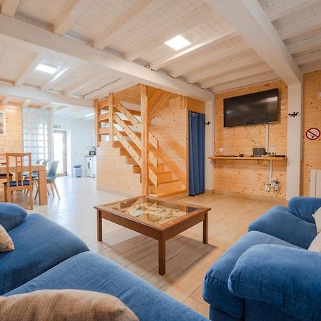 La Casita De Oruna By Urbanhosting Esterno foto